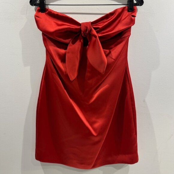 knee length dresses for ladies Exquisite Appraoch Satin Strapless Mini Dress main image 1